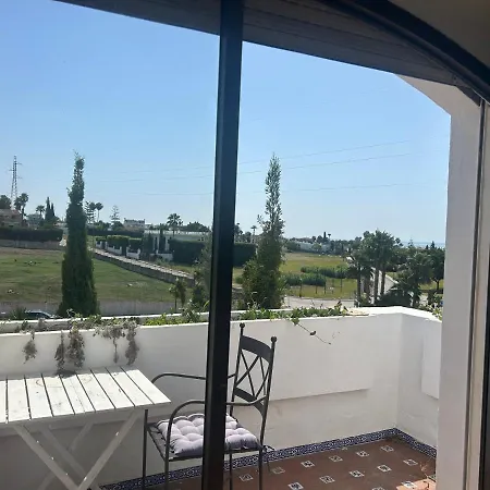 Between & Marbella - Golf, Sea & Swim Pools Estepona